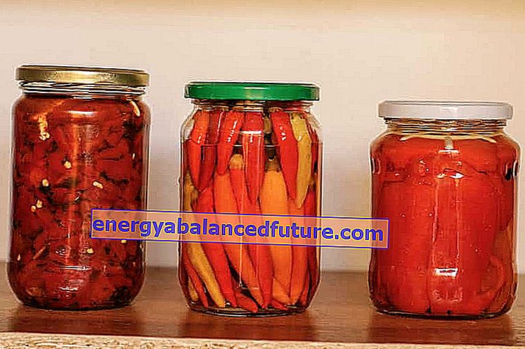 Paprikové zaváraniny na zimu - najlepšie recepty krok za krokom