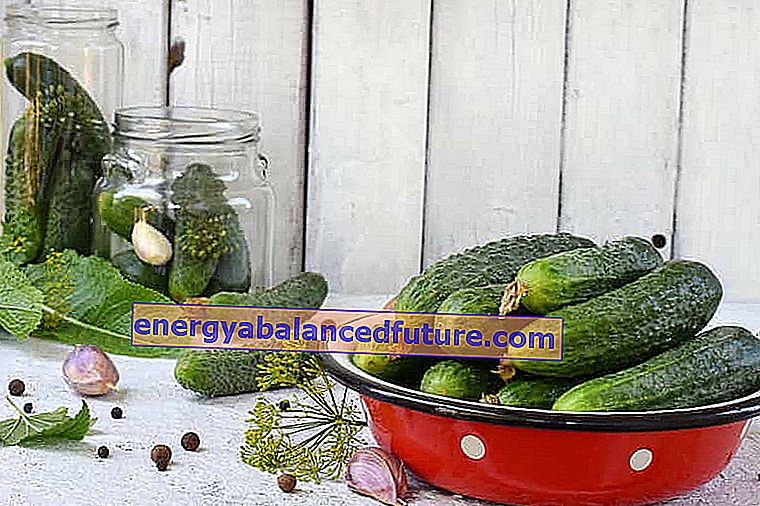 Uhorky s kurkumou - osvedčené recepty na prípravu nakladaných uhoriek s kurkumou na zimu