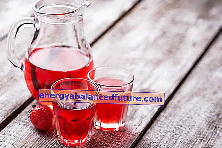 Jordbærtinktur - velprøvde oppskrifter for sprit og vodka